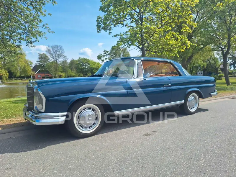 1962 Mercedes Benz 220
