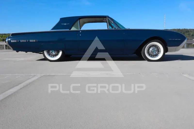 1962 Ford Thunderbird
