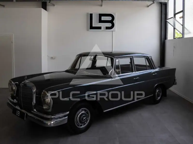1963 Mercedes Benz 220