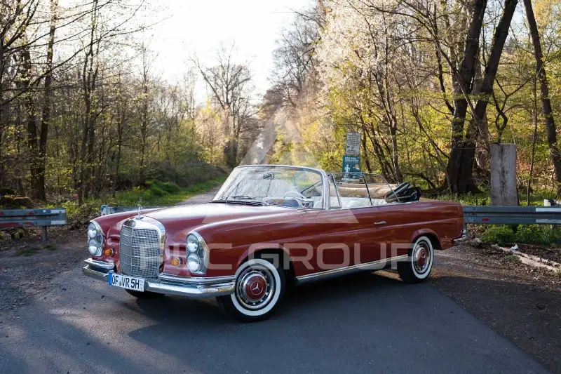 1963 Mercedes Benz 220