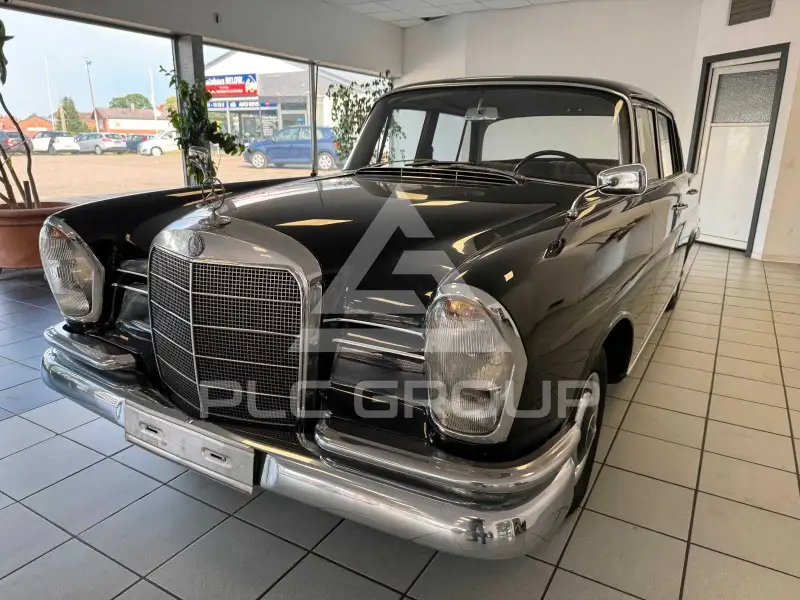 1964 Mercedes Benz 220