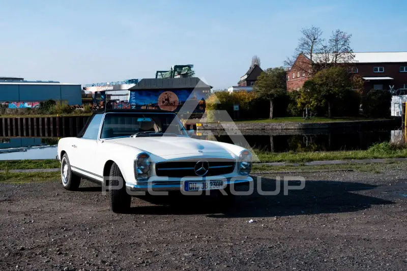 1965 Mercedes Benz SL-Class