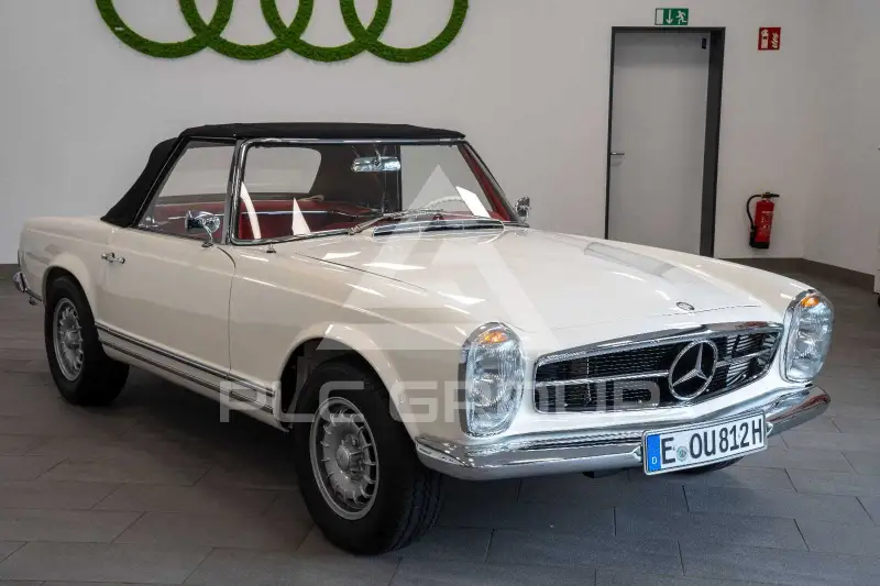 1965 Mercedes Benz SL-Class