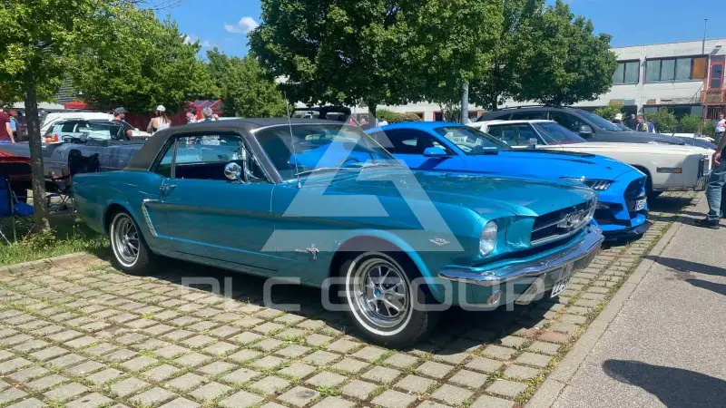 1965 Ford MUSTANG