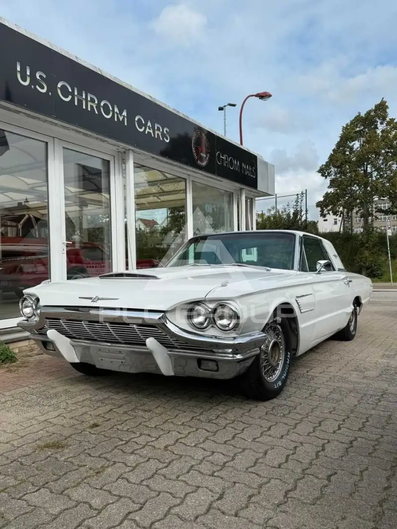 1965 Ford Thunderbird
