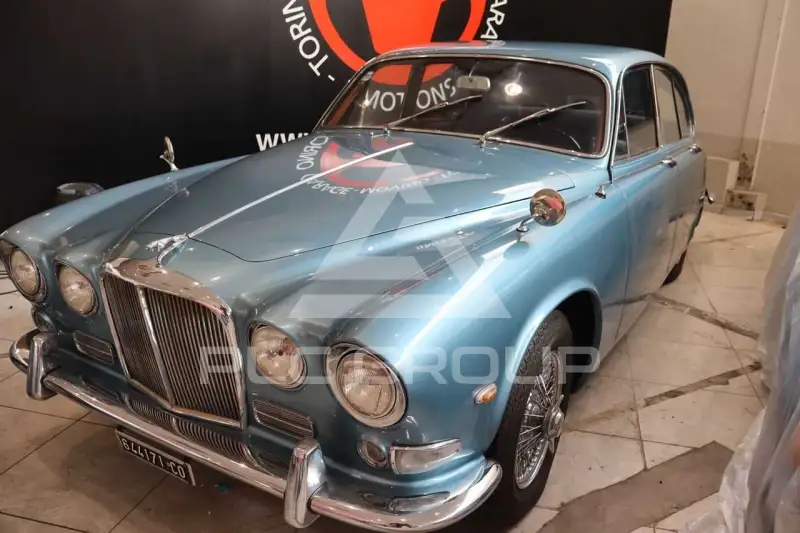 1966 Jaguar 