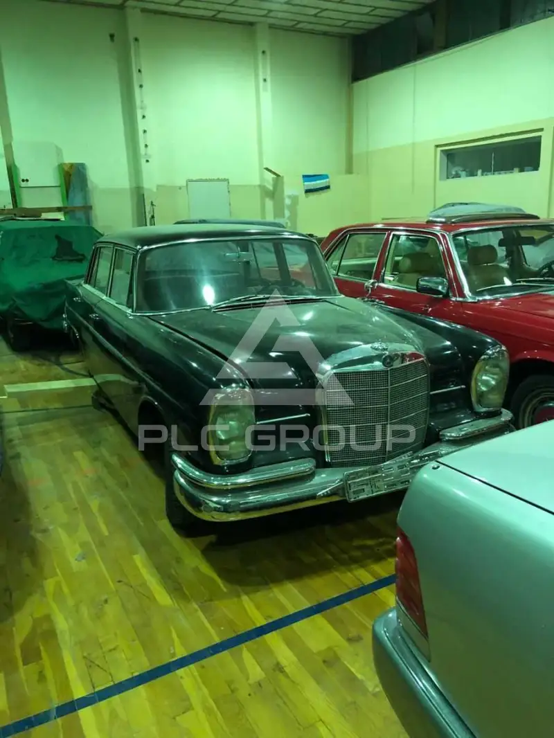 1966 Mercedes Benz 220