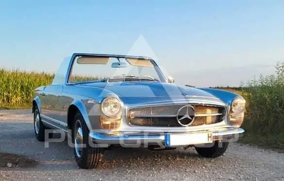 1966 Mercedes Benz SL-Class