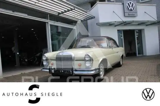 1967 Mercedes Benz 250