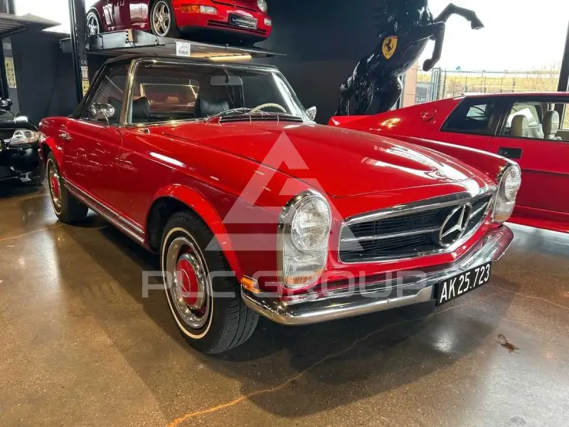 1967 Mercedes Benz SL-Class