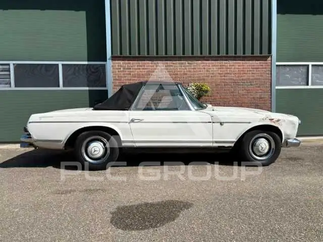 1967 Mercedes Benz SL-Class
