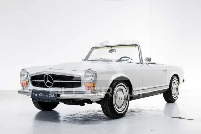 1967 Mercedes Benz SL-Class