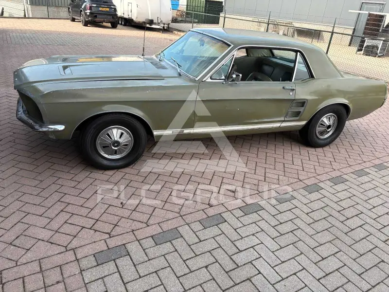 1967 Ford MUSTANG