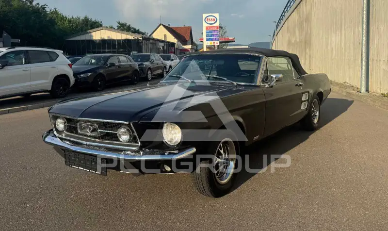 1967 Ford MUSTANG
