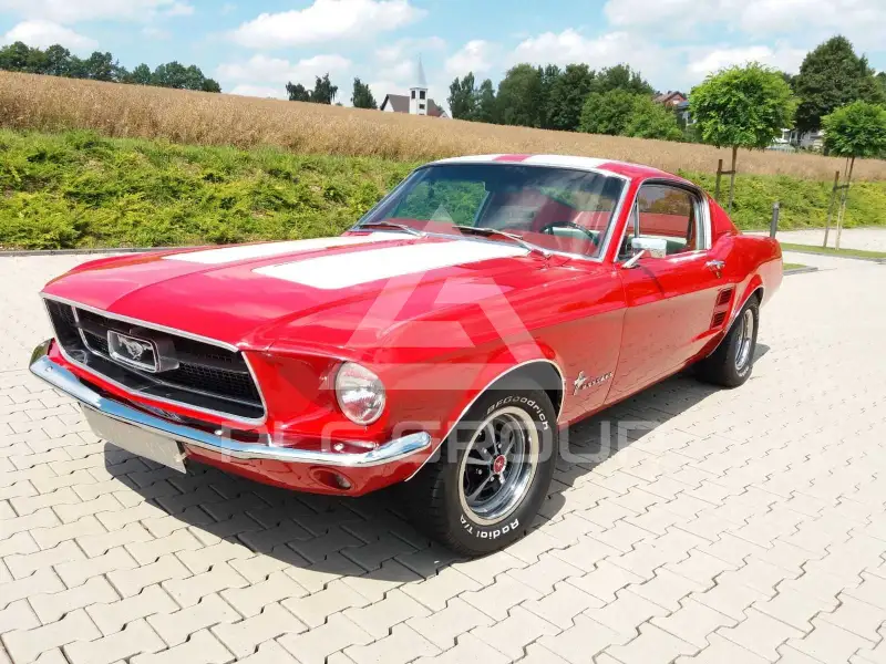 1967 Ford MUSTANG