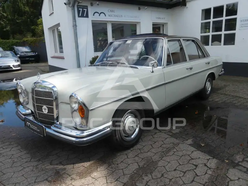 1968 Mercedes Benz 280