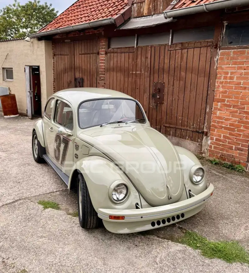 1968 Volkswagen BEETLE