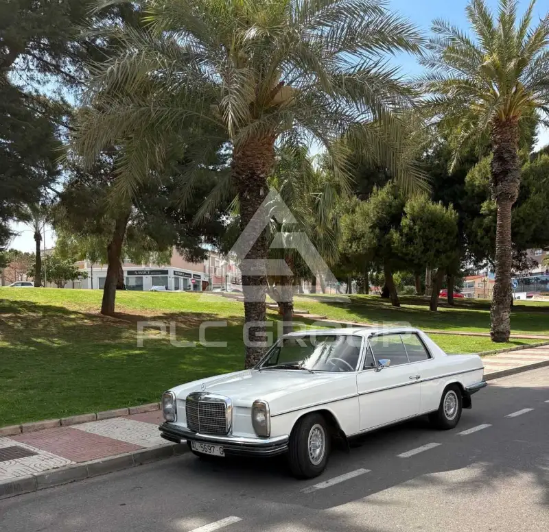 1969 Mercedes Benz 250