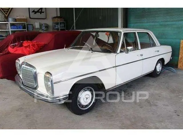 1969 Mercedes Benz 230