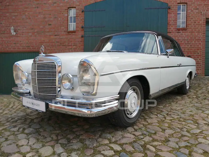 1969 Mercedes Benz 280