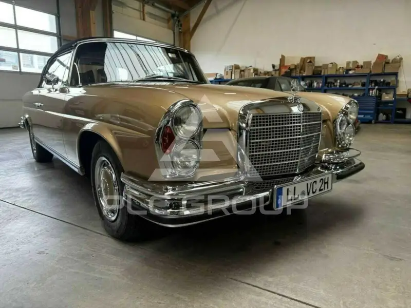 1969 Mercedes Benz 280