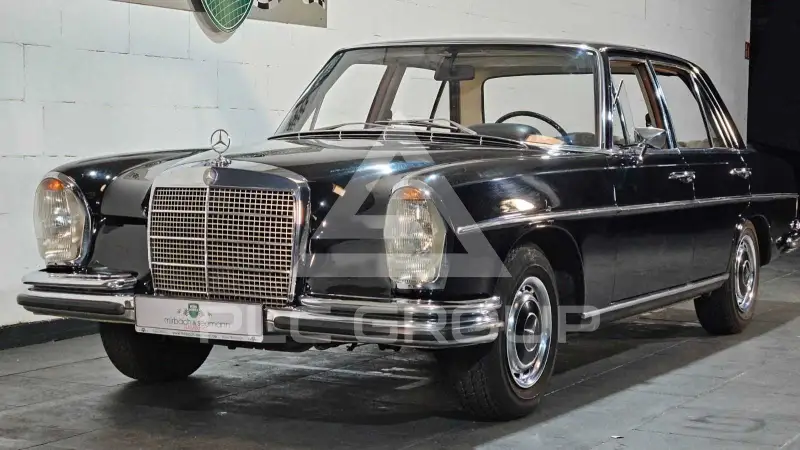 1969 Mercedes Benz 280