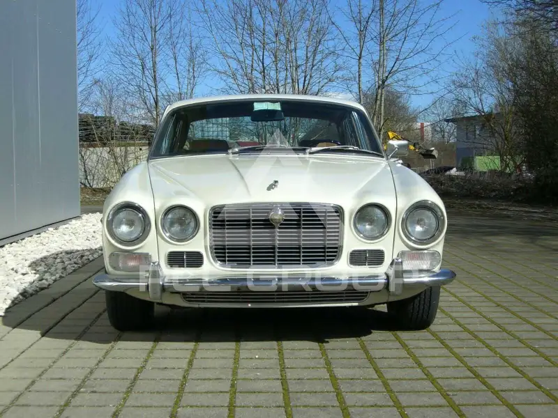 1970 Jaguar XJ