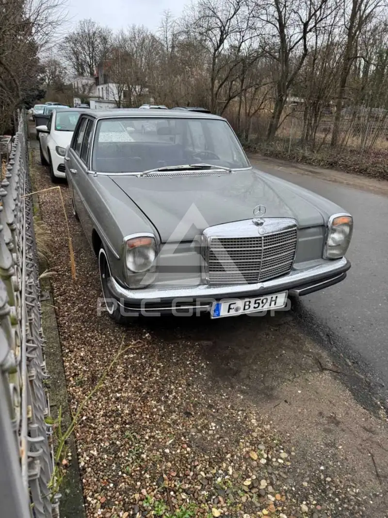 1970 Mercedes Benz 250