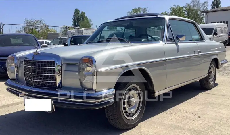 1970 Mercedes Benz 250
