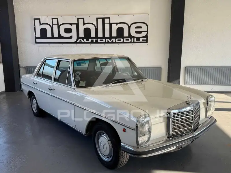 1970 Mercedes Benz 230