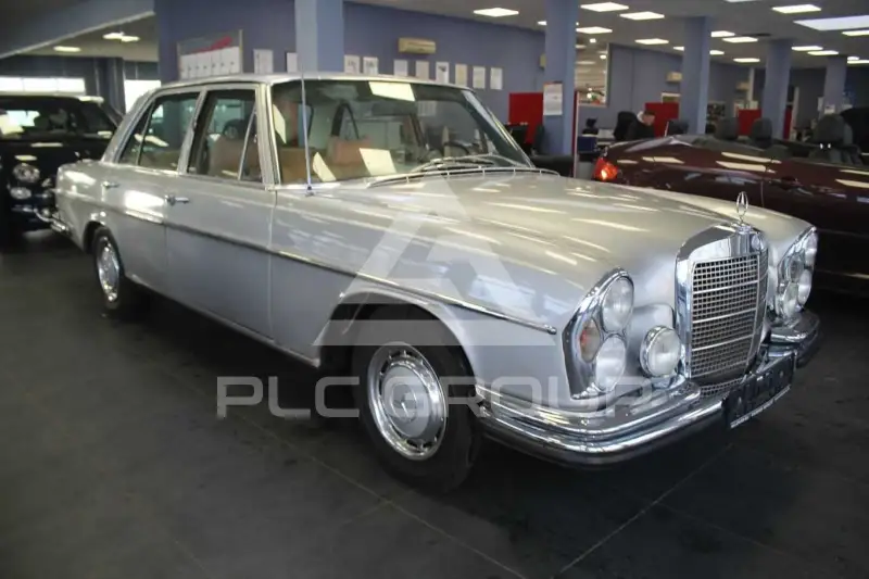 1970 Mercedes Benz 280