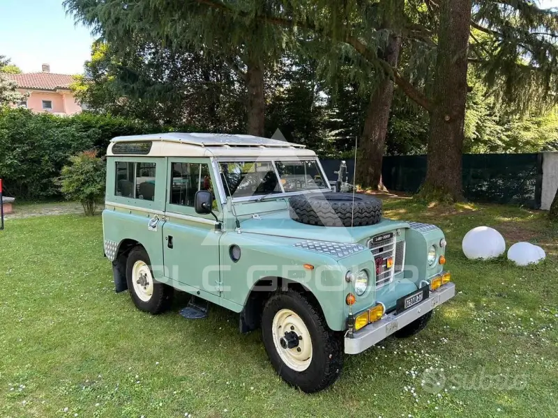1970 Land Rover 