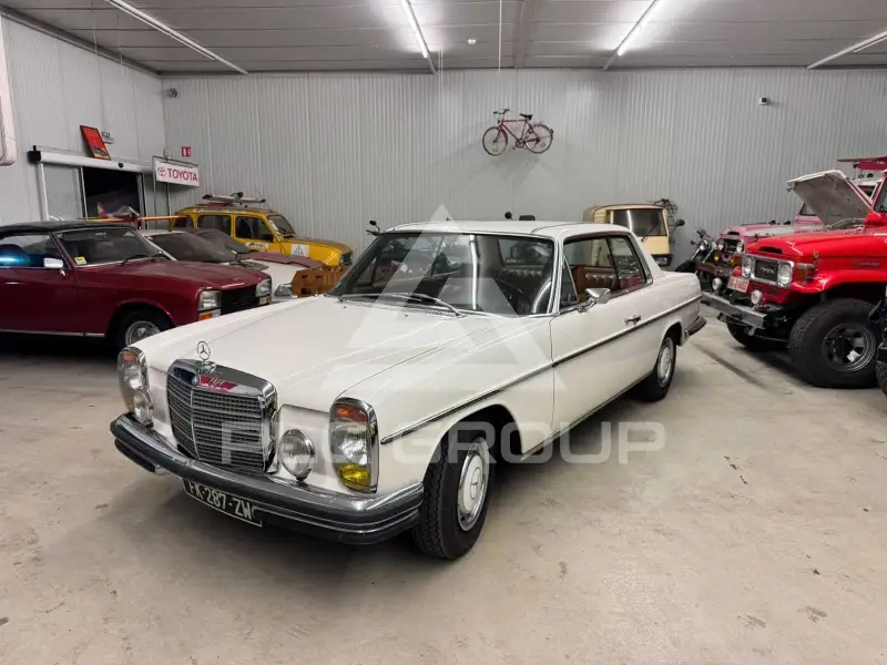 1971 Mercedes Benz 250