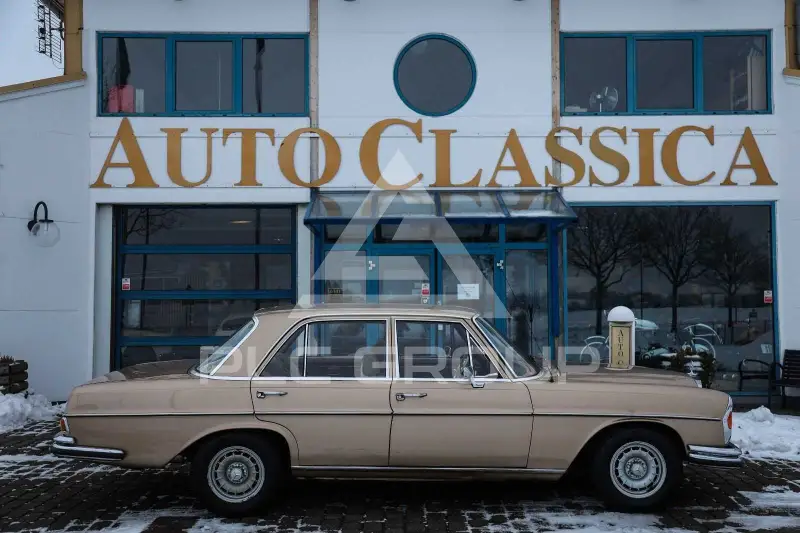 1971 Mercedes Benz 280