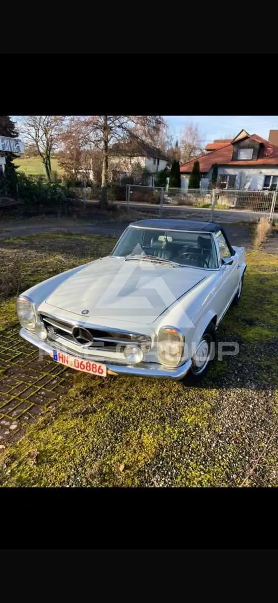 1971 Mercedes Benz SL 280