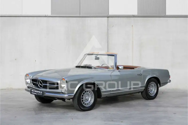 1971 Mercedes Benz SL 280