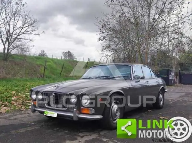 1972 Jaguar XJ