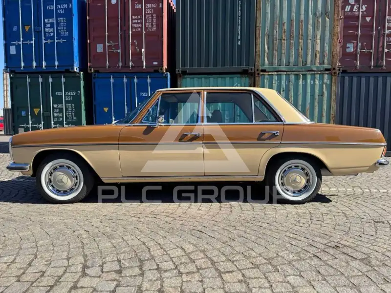 1972 Mercedes Benz 220