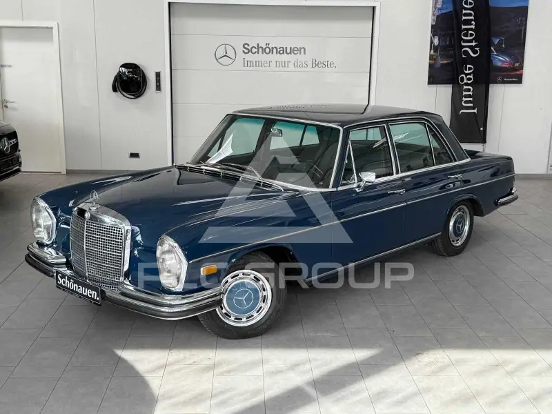1972 Mercedes Benz 280