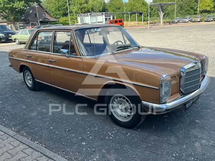 1973 Mercedes Benz 220