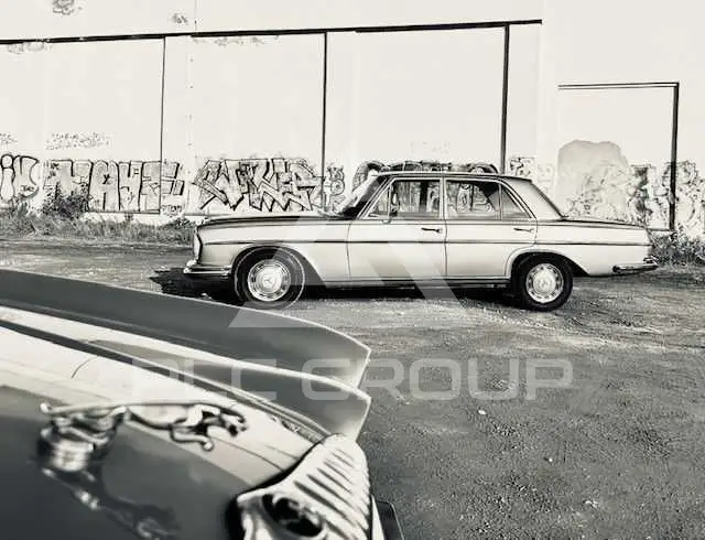 1973 Mercedes Benz 280