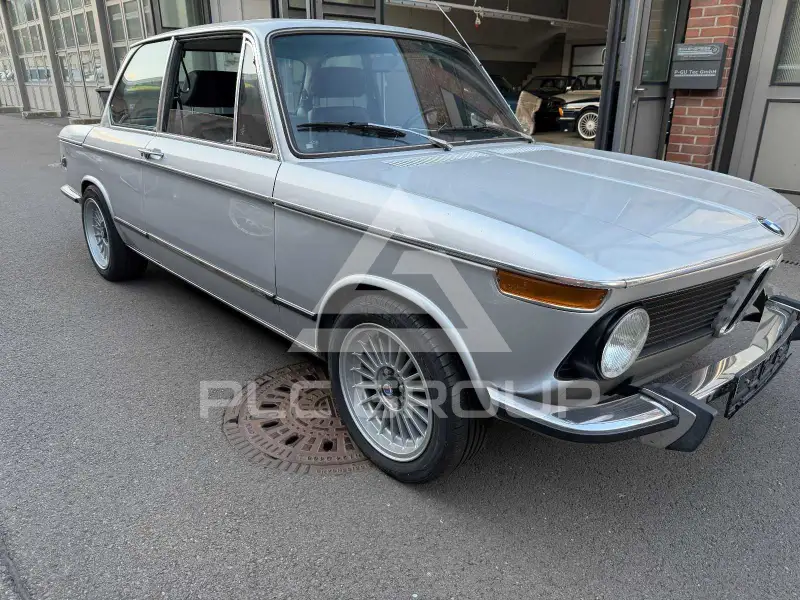 1975 BMW 2002