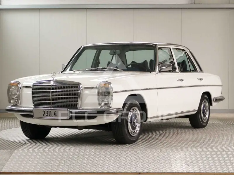 1975 Mercedes Benz 230
