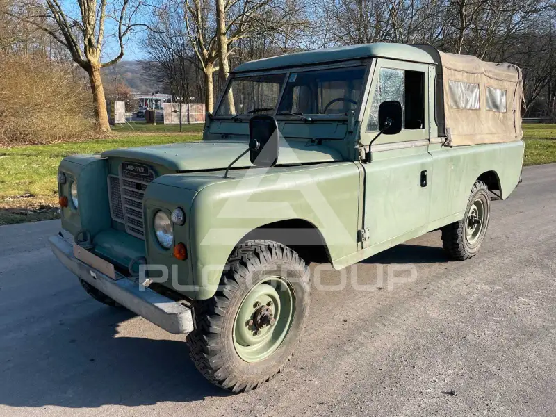 1975 Land Rover 