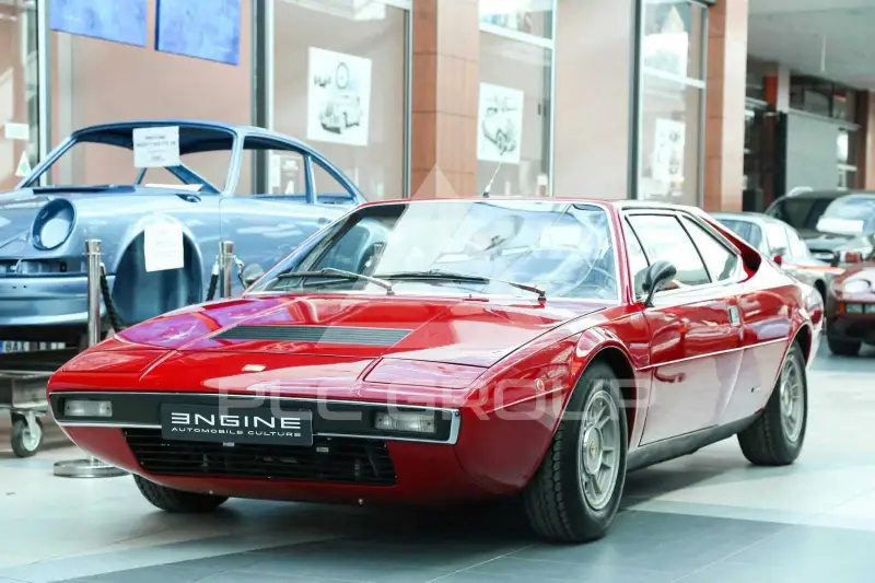 1975 Ferrari GTC4