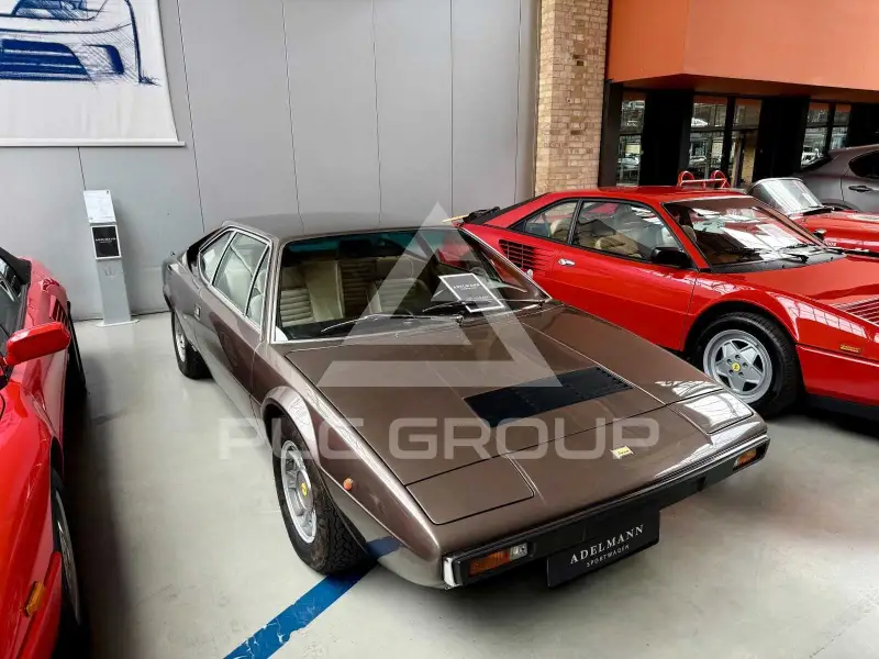1975 Ferrari GTC4