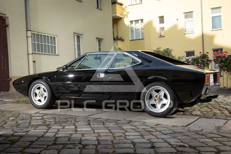 1975 Ferrari GTC4