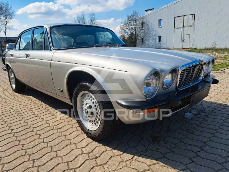 1976 Jaguar XJ