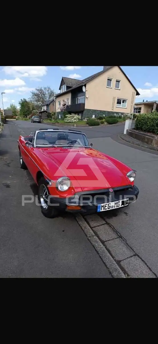 1976 MG 