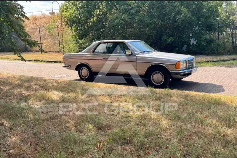 1977 Mercedes Benz 280
